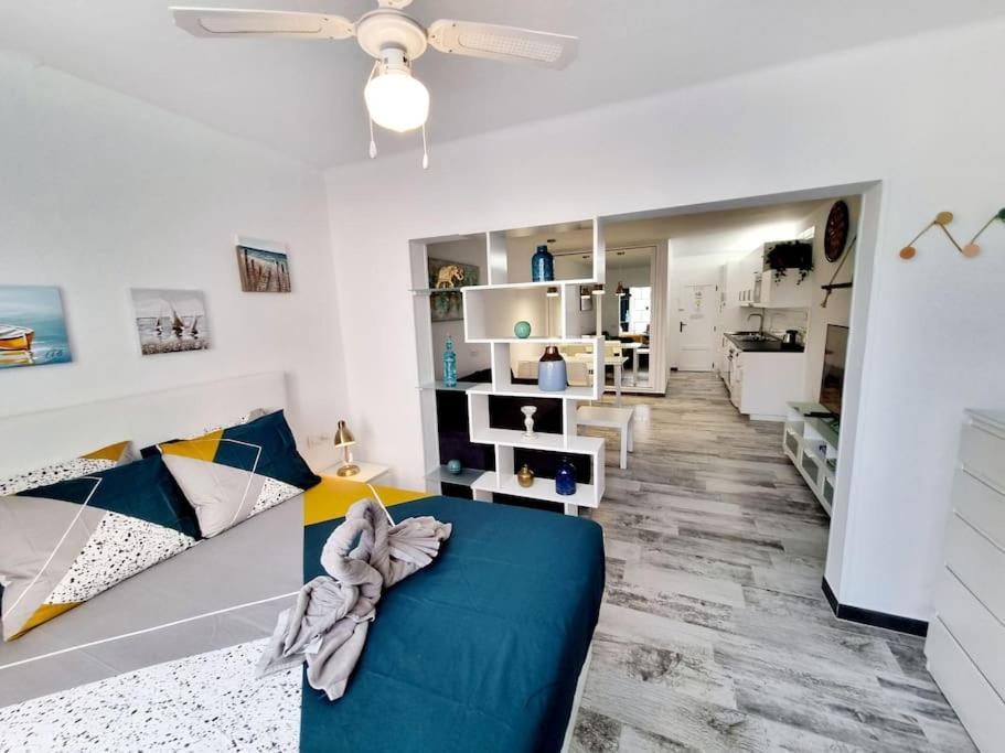 Apartamento Smeraldo 11 Playa Roca コスタ・テギセ エクステリア 写真